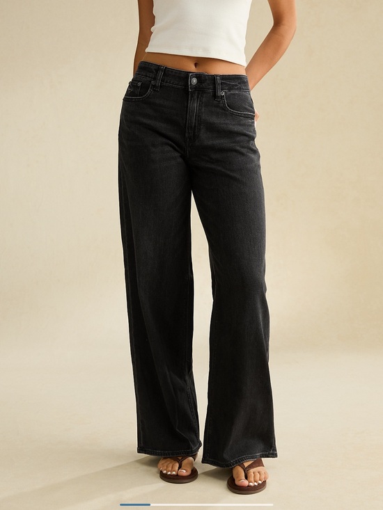 American Eagle Outfitters Denim - American Eagle Dreamy Drape Stretch Super High-Waisted Baggy Wide-Leg Jeans